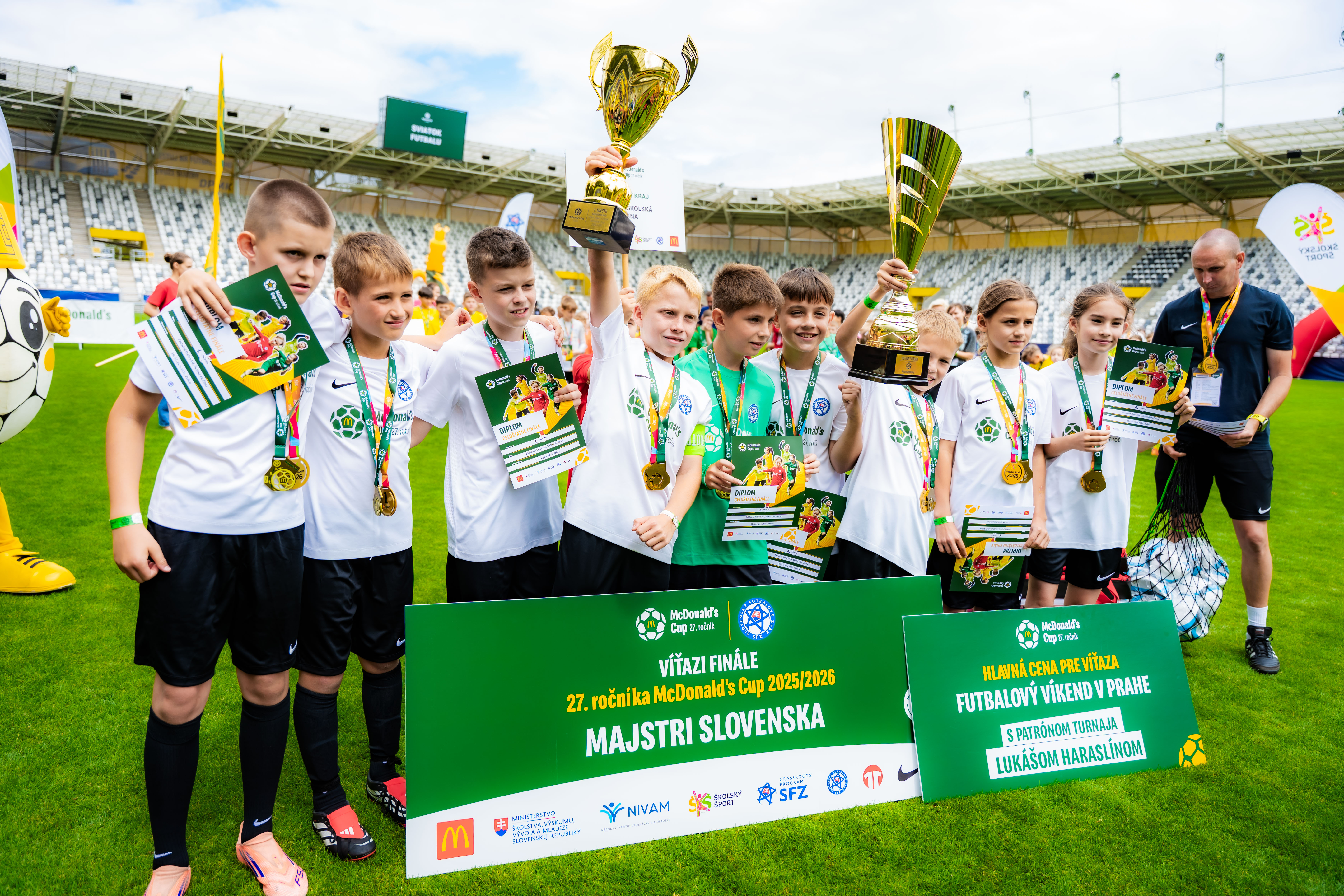 McDonalds Cup - Majstrovstva Slovenska vo futbale najmladsich ziakov a ziacok-1-105